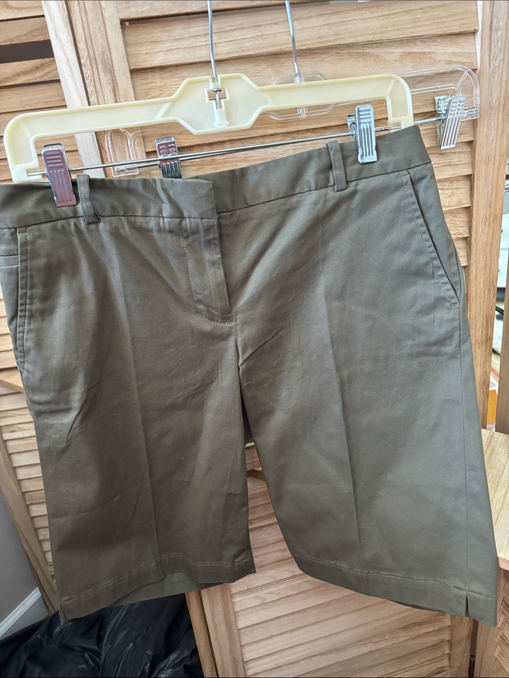 Talbots Olive Green Bermuda Shorts 2P NWT